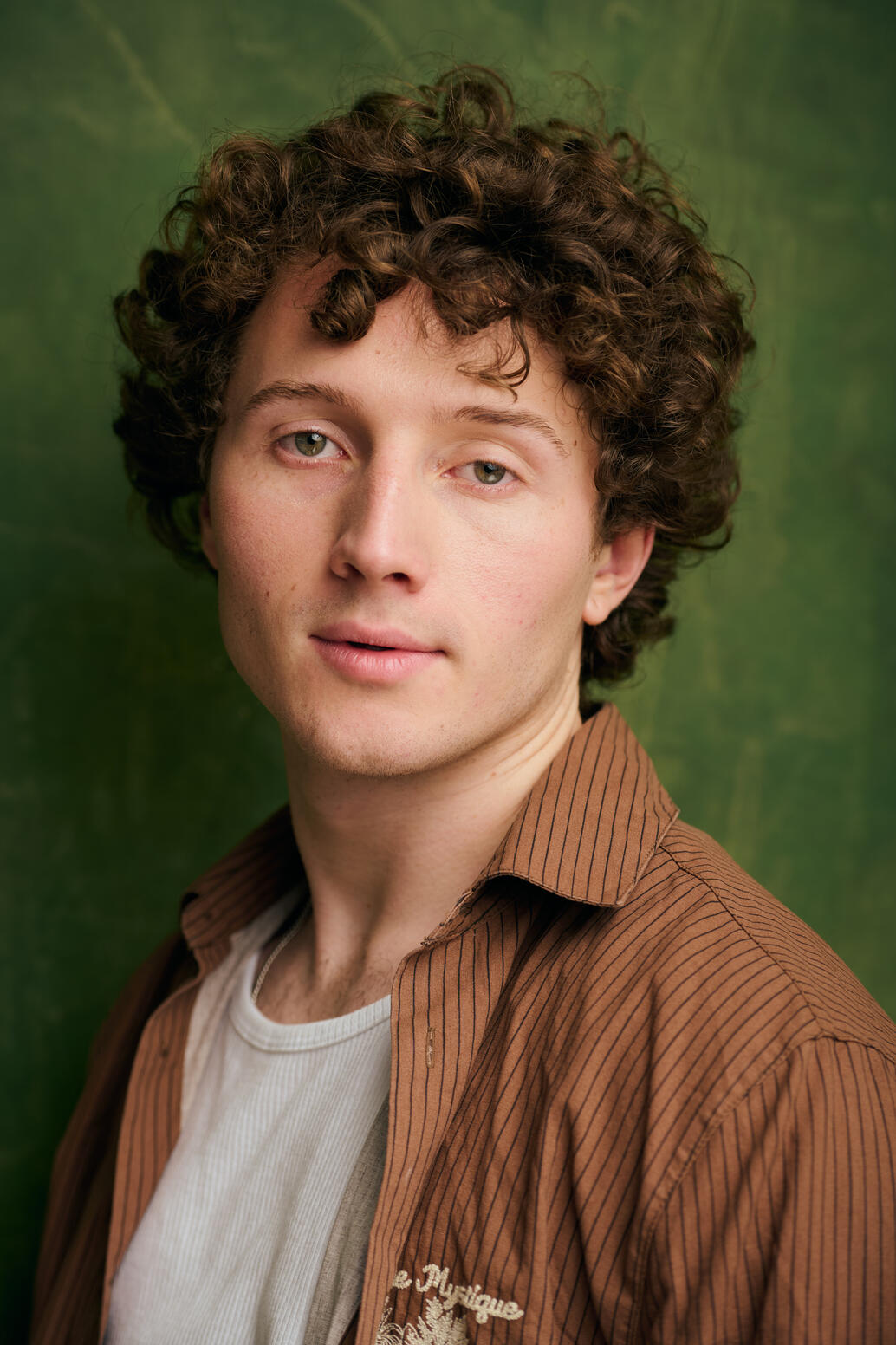 Valentin Angel Fernandez - Actor and Voice Actor Buenos Aires Valentin Angel Fernandez - Bilingual Argentinian Voice Actor headshot